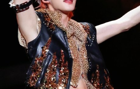 舞台王者丁程鑫：凭何被称“最亮眼”且打破偶像偏见？|舞蹈|舞者|标杆|圈层|演唱会