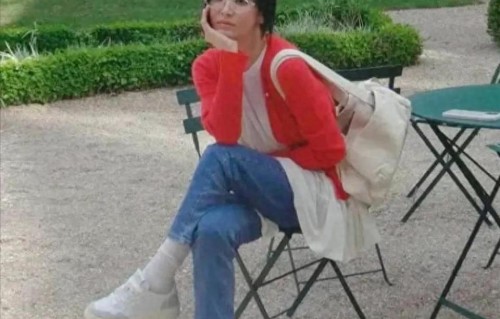 宋慧乔被吐槽眼神没光像奶奶，宋仲基带英籍妻子首合体反差明显