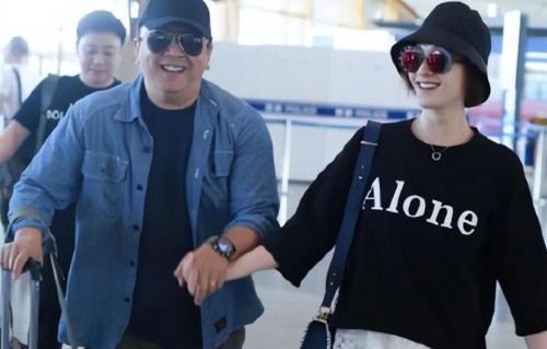 李小冉风波再起，向太9字公开点评，原来她和张柏芝是一类人