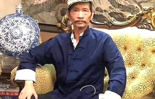 突发！江湖猛人“潮州明”去世，自称崩牙驹开路先锋，后惨遭回怼