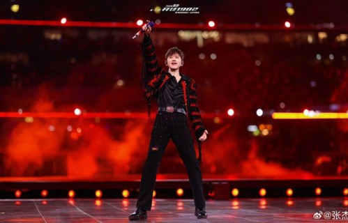 张杰“鸟巢”连唱16场：我不想预知未来，每一刻都是未来丨专访|北京市|演唱会|歌迷|舞台|音乐