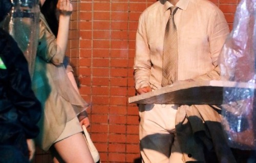 陈伟霆熟男形象展现港男独特张力