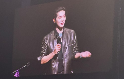 于适演唱会成都站开唱:希望更多人知道我是一名音乐人