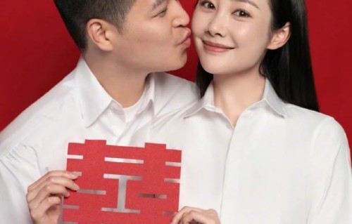 马頔李纯结婚证竟因生僻字手写？工作人员的解决方案引热议